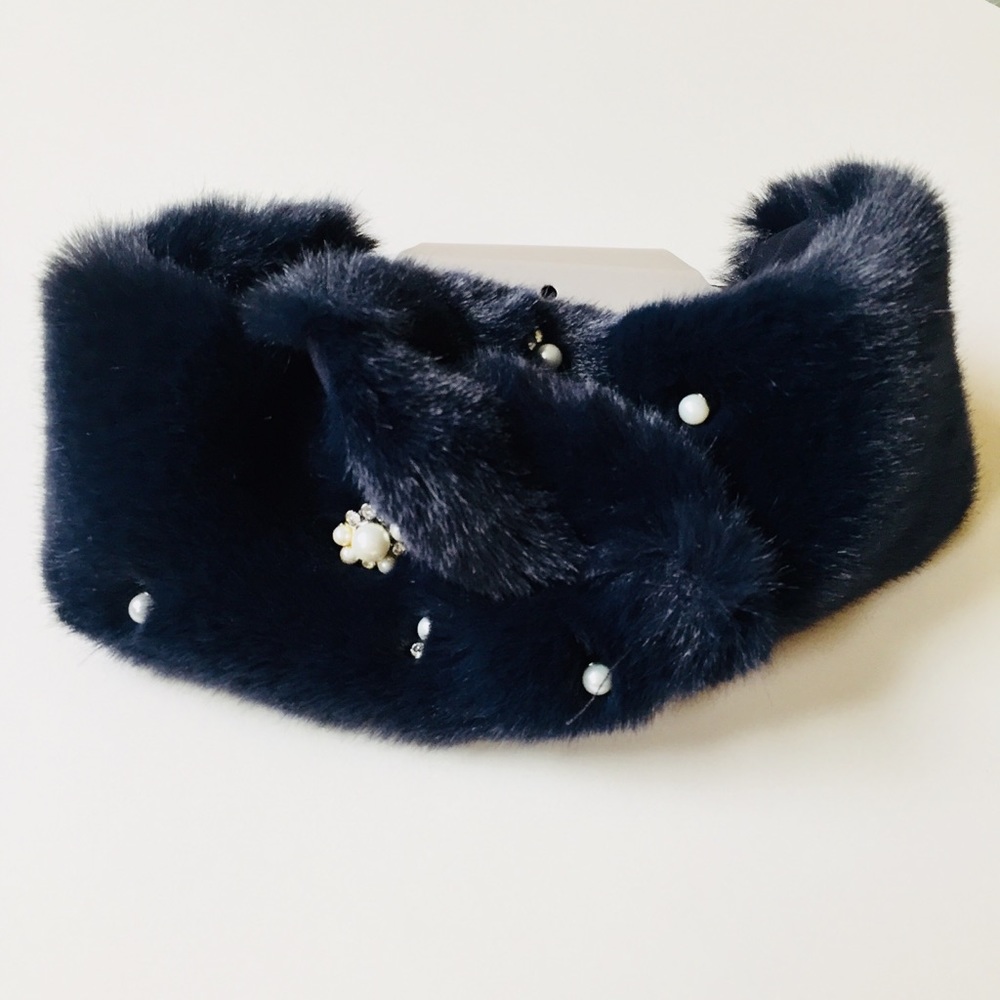 FAUX FUR HEADBAND WITH PEARLS AND RHINESTONES